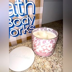BBW pink Valentine’s Day warm hot cocoa candle limited edition